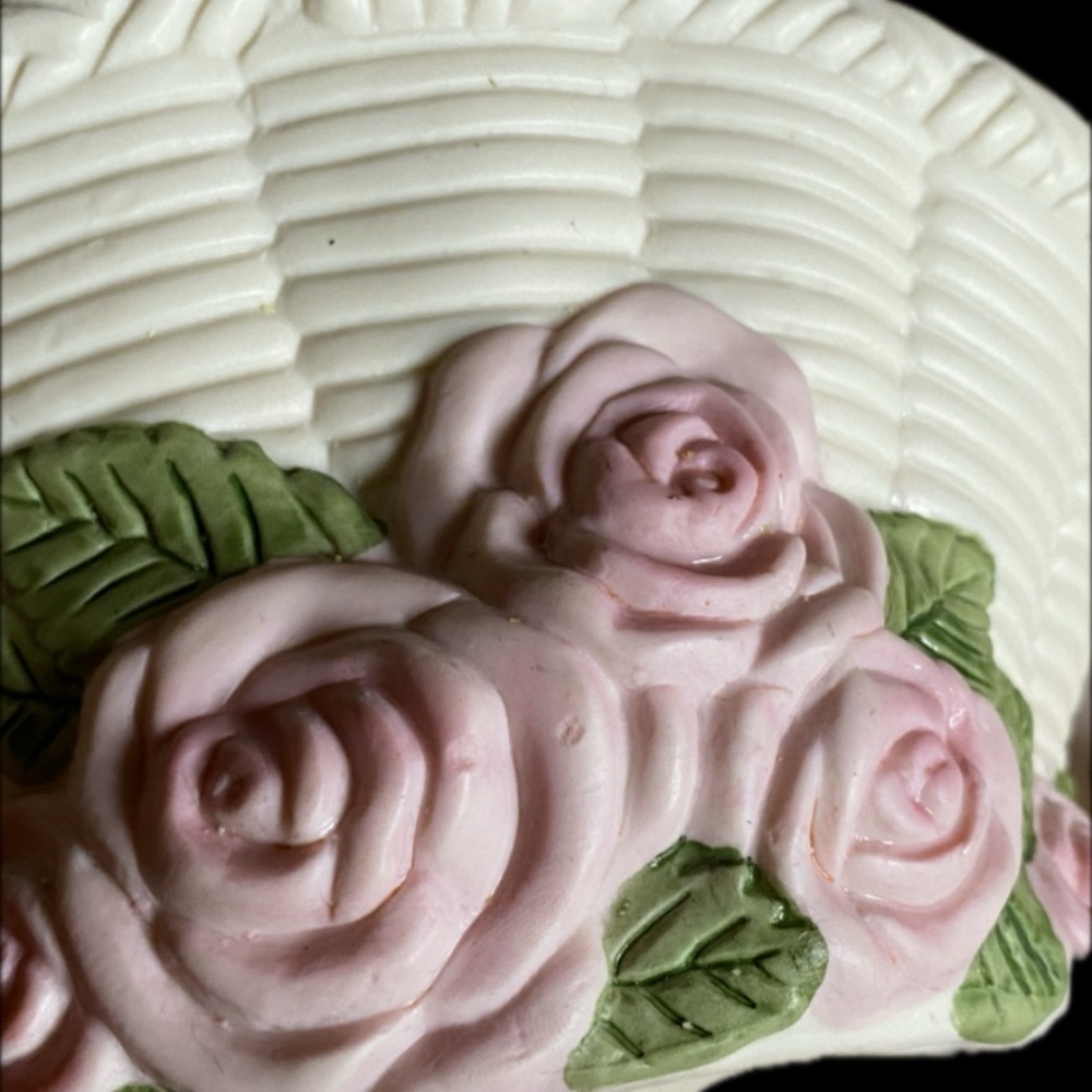 Telefora Ceramic Basket with Pink Roses - Picture 2 of 2